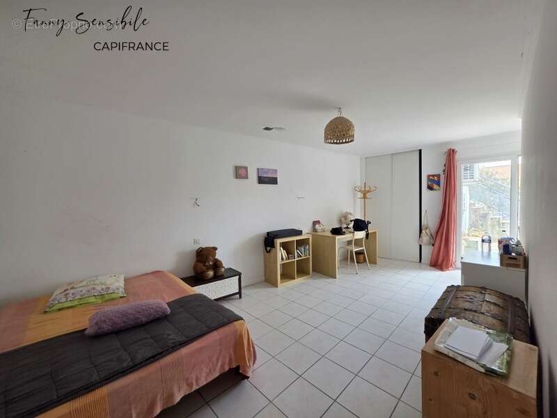 Appartement à MARSEILLE-15E