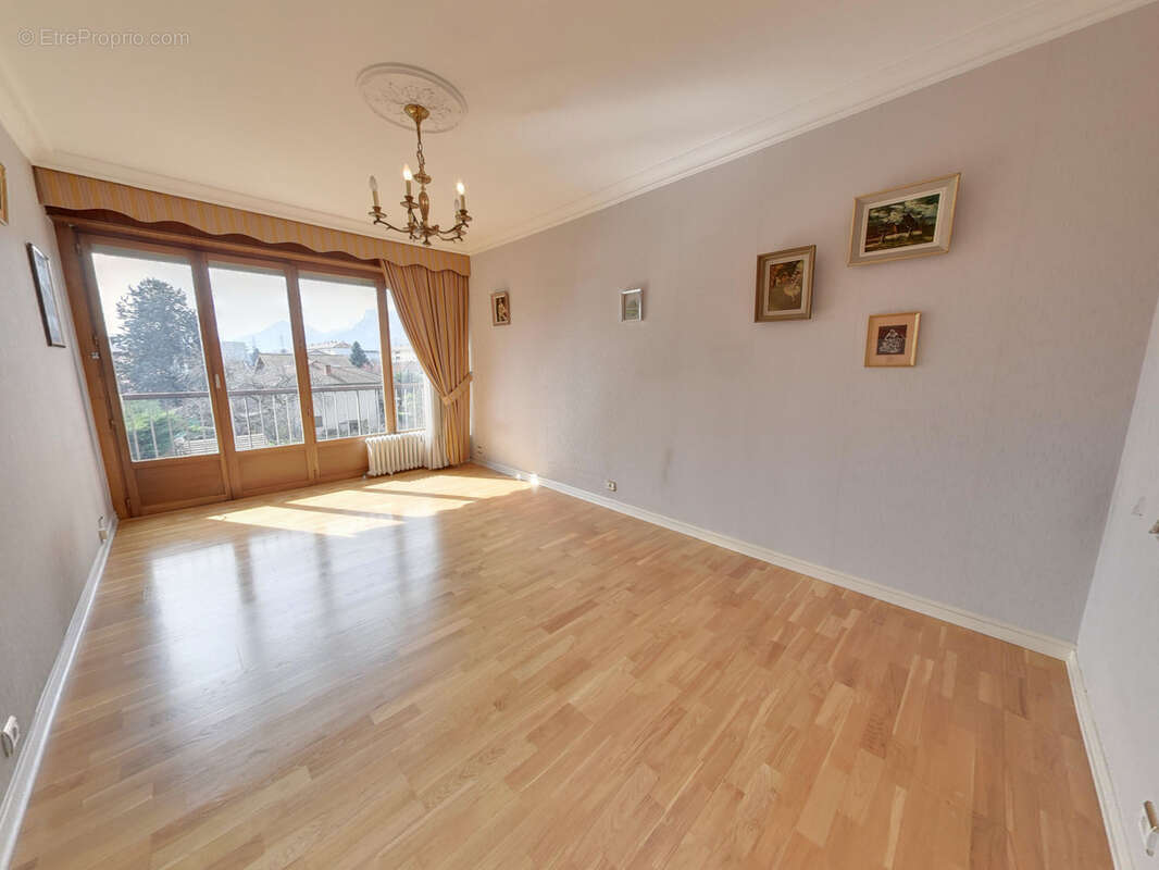 Beau 5 pieces + cuisine de 110m2 avec 3 chambres et sejour double echirolles domaine jean jaures - photo 7