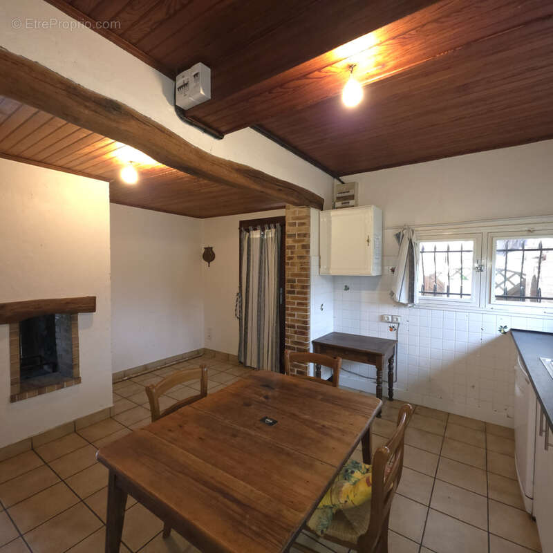 Maison à BELIN-BELIET