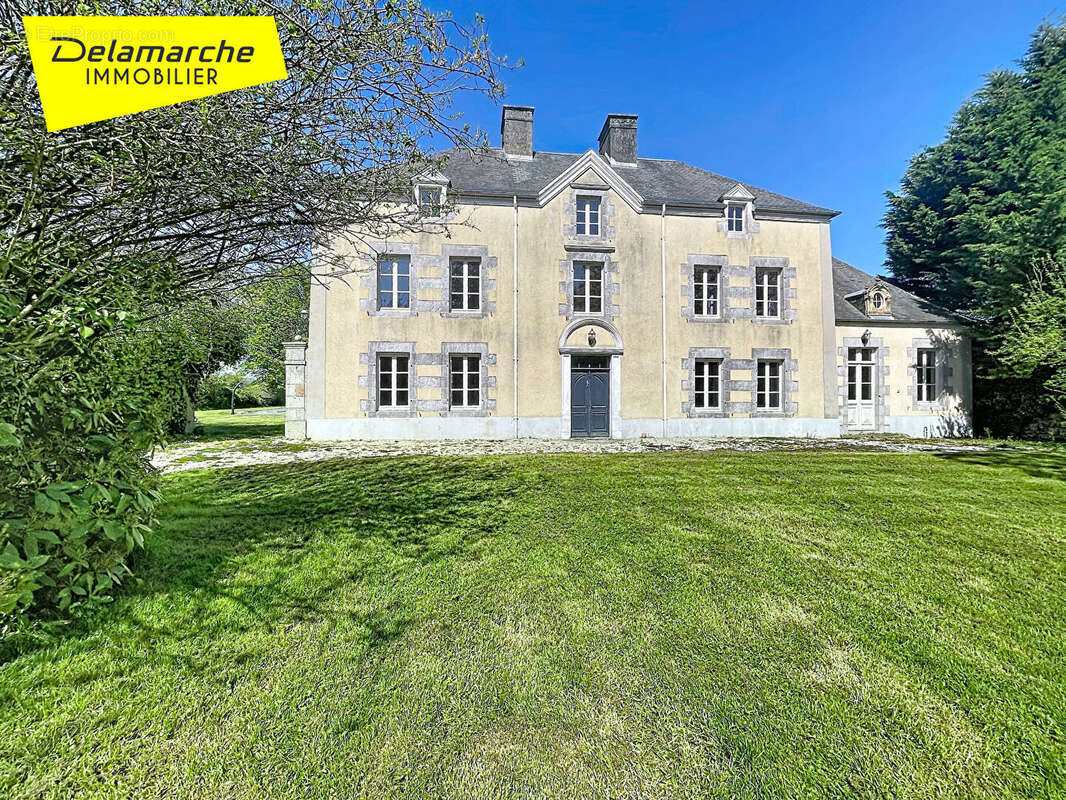 Maison à SAINT-DENIS-LE-GAST