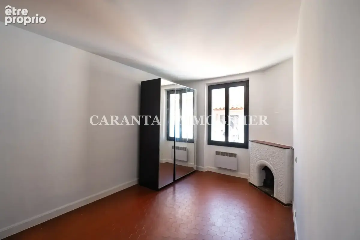 Vente appartement T4 centre ville historique Sainte-Maxime dernier étage - photo 7