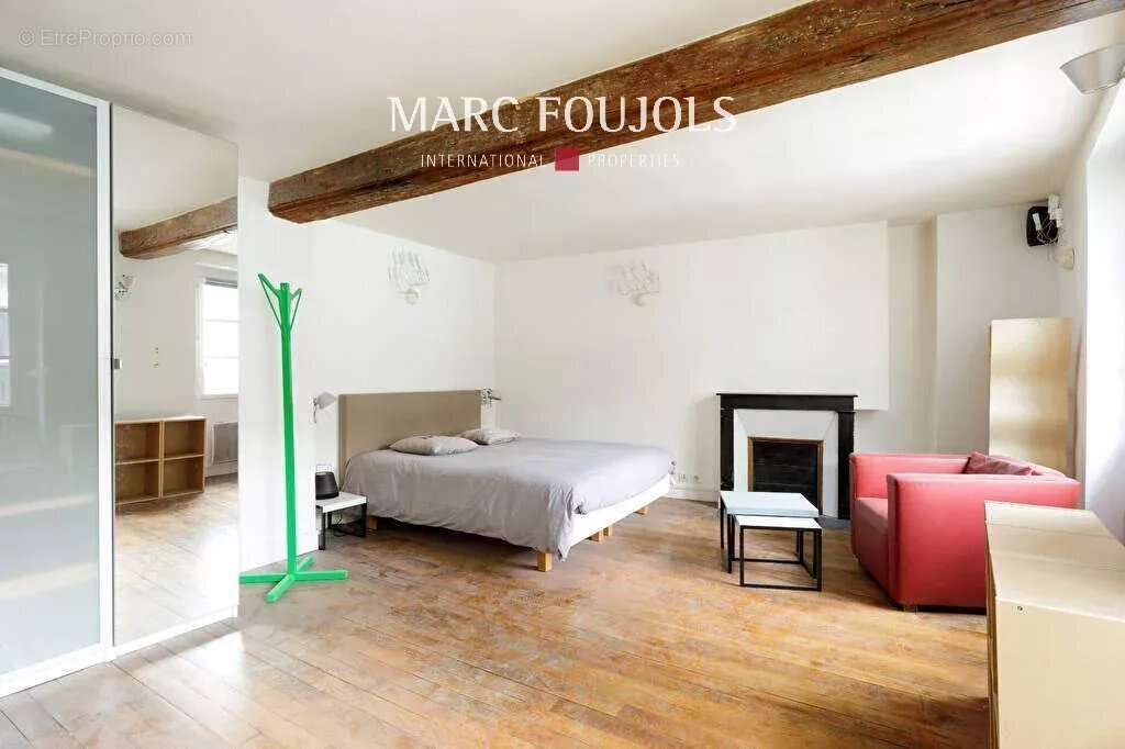 Appartement à PARIS-6E