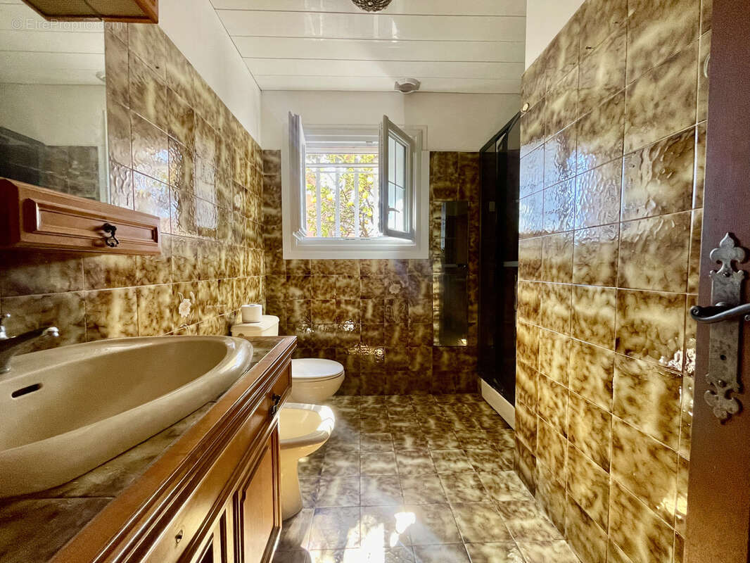 Maison à SIX-FOURS-LES-PLAGES