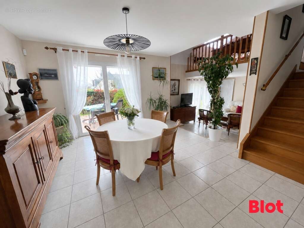 Maison à BERRIC