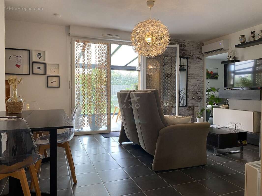 Maison à LESPINASSE