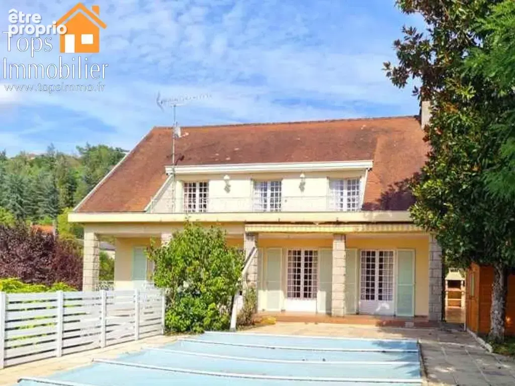 Maison à VILLEFRANCHE-DE-ROUERGUE