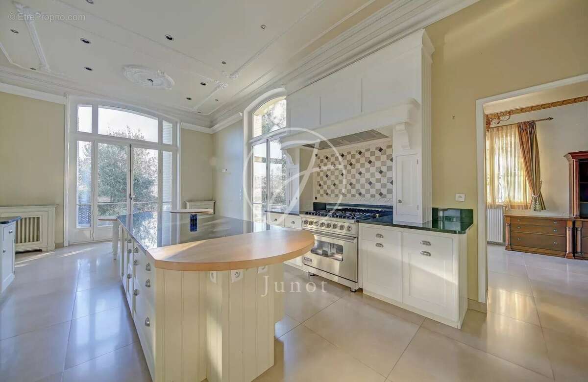 Maison à CROISSY-SUR-SEINE