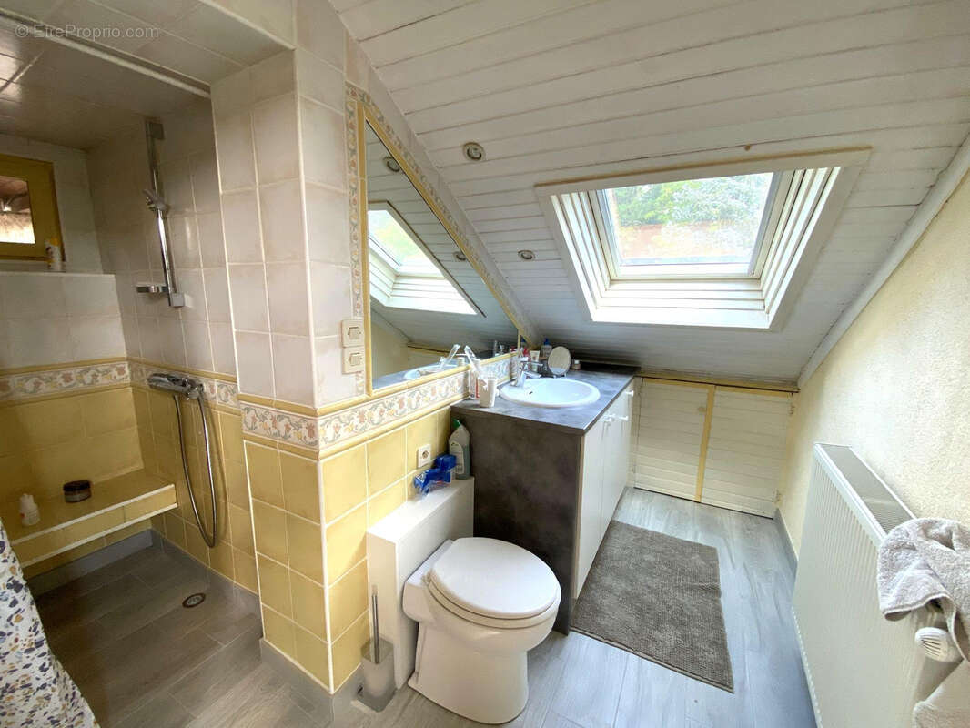 Maison à ARS-SUR-MOSELLE