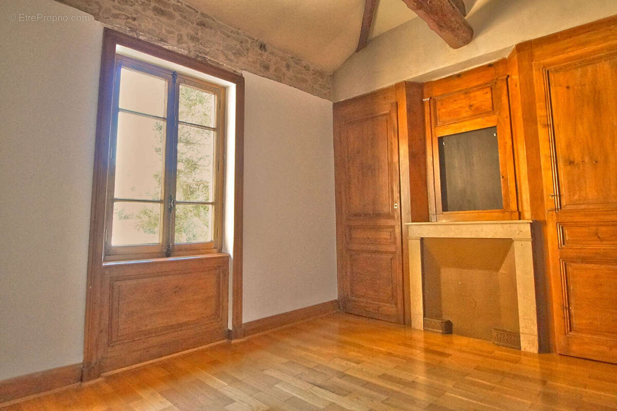 Maison à CHATILLON