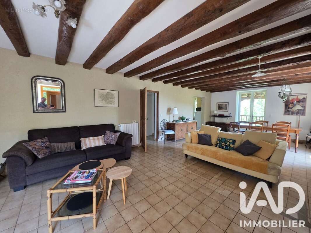 Maison 150 m² à Loubressac  - photo 4