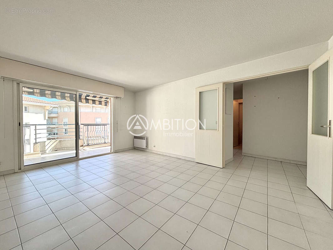 Appartement à FREJUS