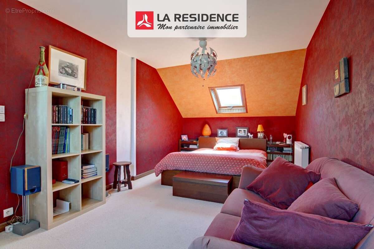 Maison 148 m² à Coignieres  - photo 9