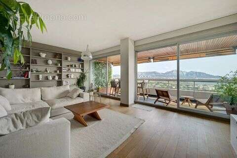 Appartement à MARSEILLE