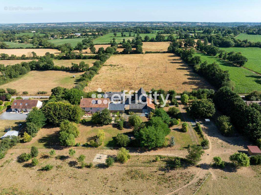 Maison 4 pièces 112 m² à vendre à Le Tronquay (14490) - photo 8