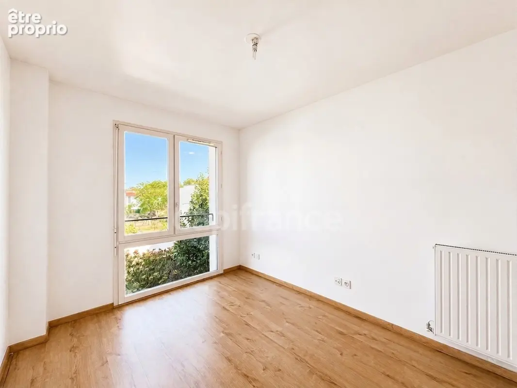Appartement T3 en duplex avec terrasse au cœur des Bassins à flot - Bordeaux (33) - photo 10
