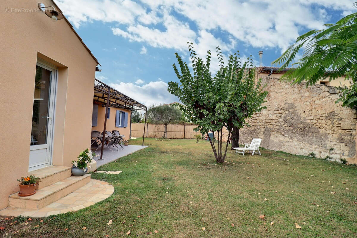 Maison à SAINT-GENIES-DES-MOURGUES
