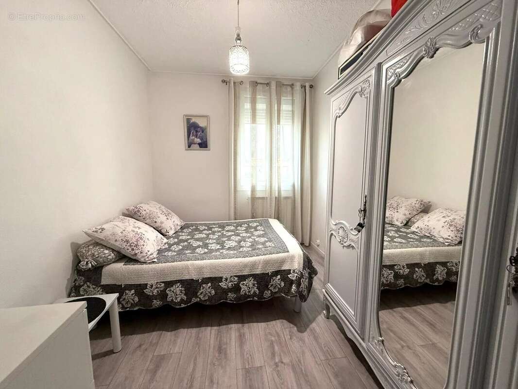 Appartement à MARSEILLE-12E