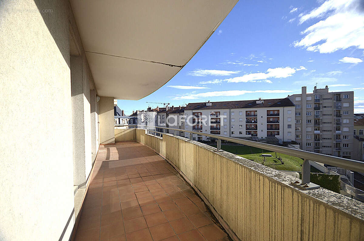 Appartement à VILLEURBANNE