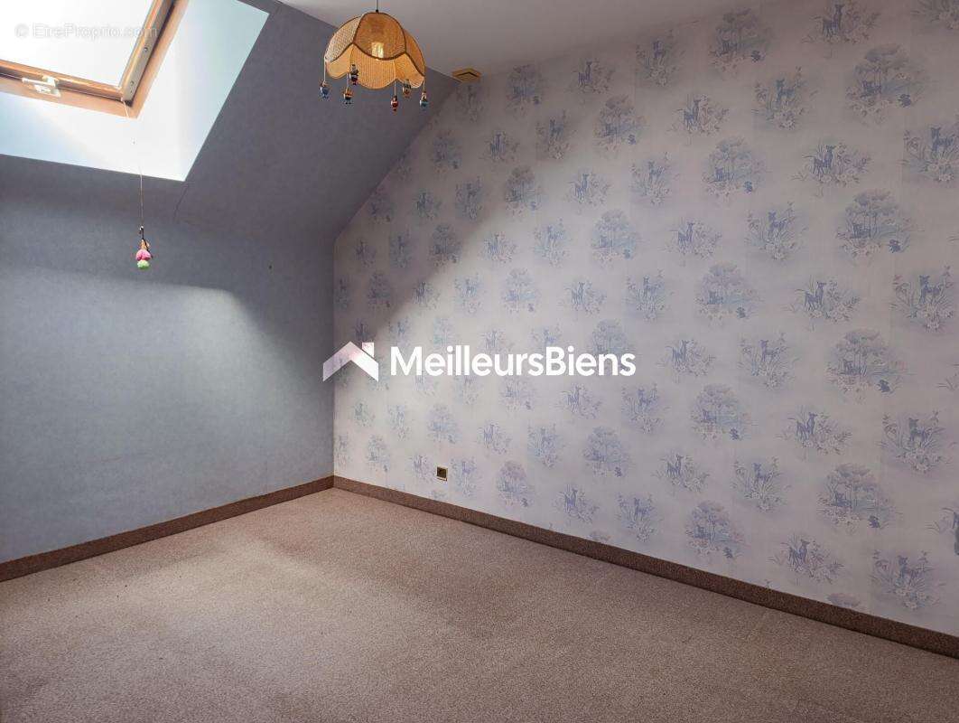 Maison à LA CHAPELLE-BOUEXIC
