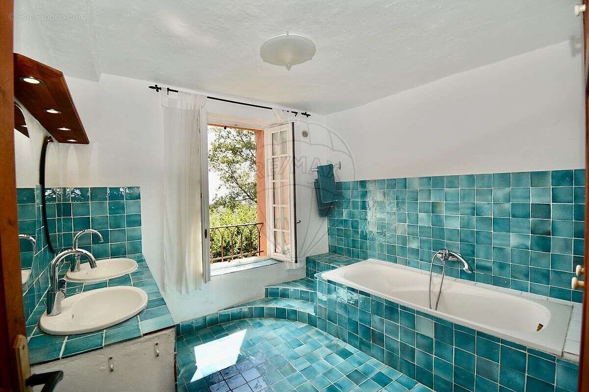 Maison à DRAGUIGNAN