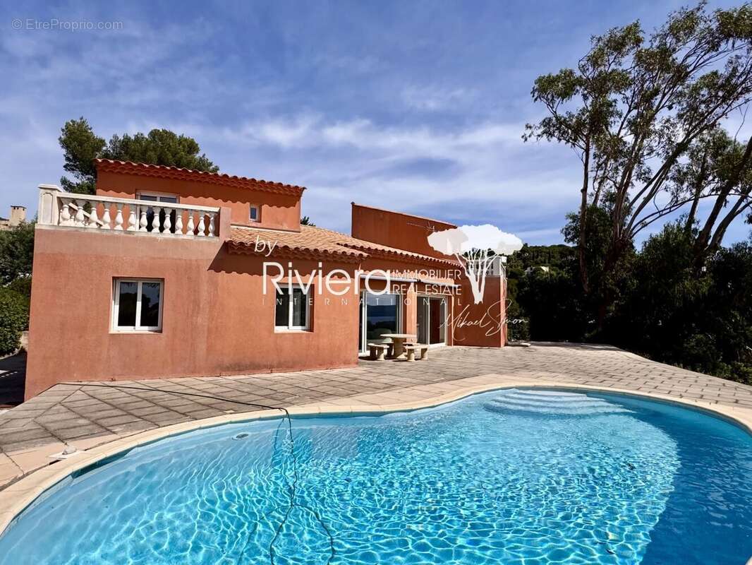 Maison à CAVALAIRE-SUR-MER