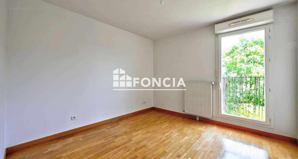 Appartement de 3 pièces, proche des écoles, des commerces et des transports - photo 7