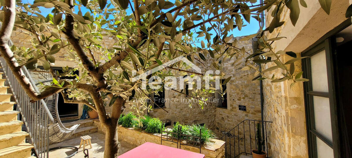Maison à UZES
