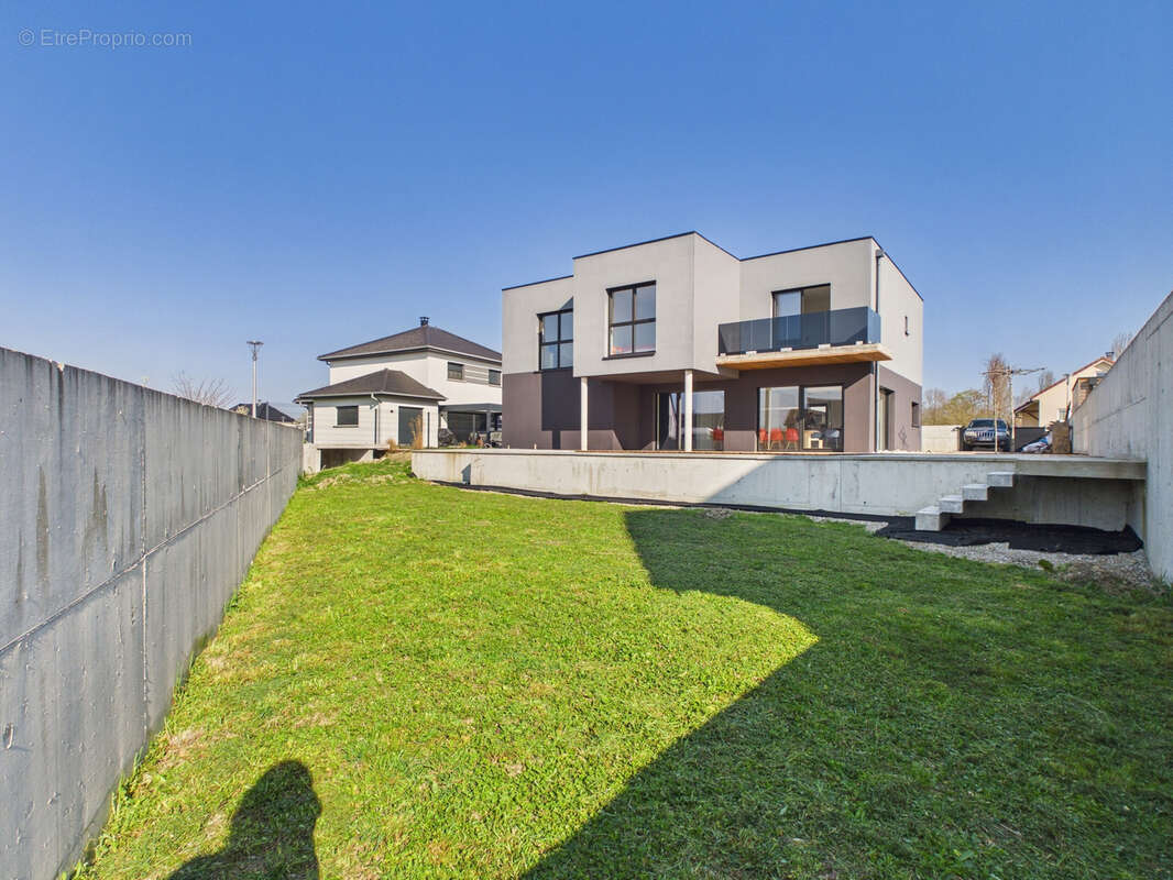 Maison à BLODELSHEIM