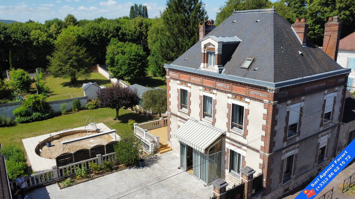 Maison à JOIGNY