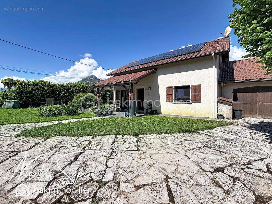 Maison à VARCES-ALLIERES-ET-RISSET