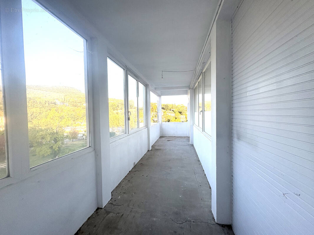Appartement à LAMALOU-LES-BAINS