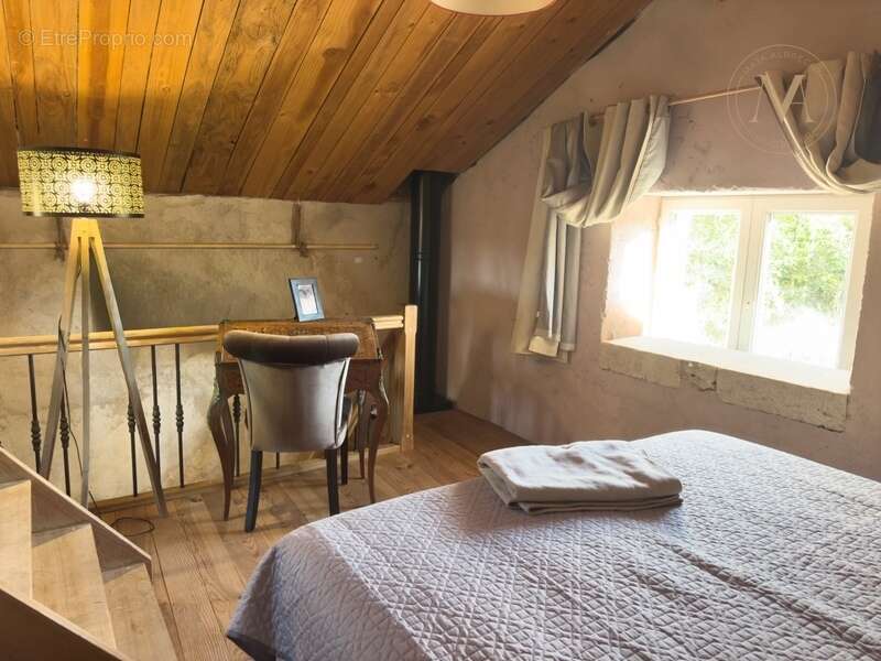 Maison à SAINT-MATRE