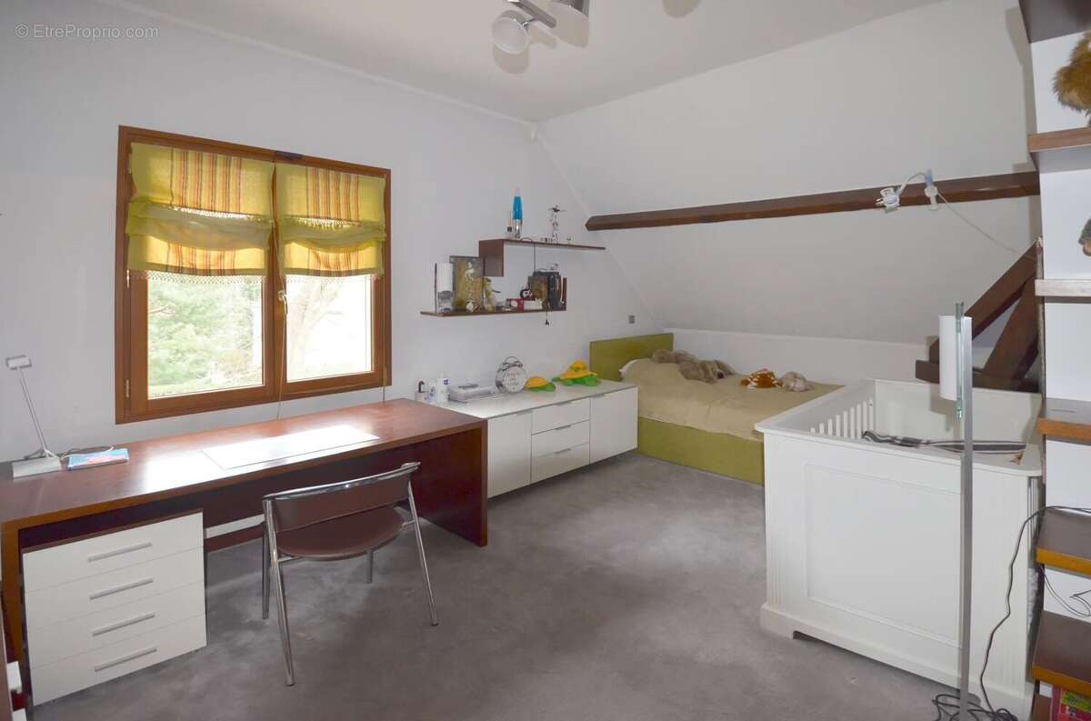 Maison à LOUVECIENNES