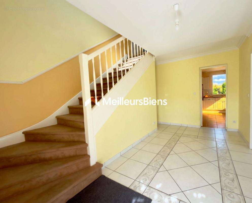 Maison Familiale à Saint Nom la Bretèche - photo 7