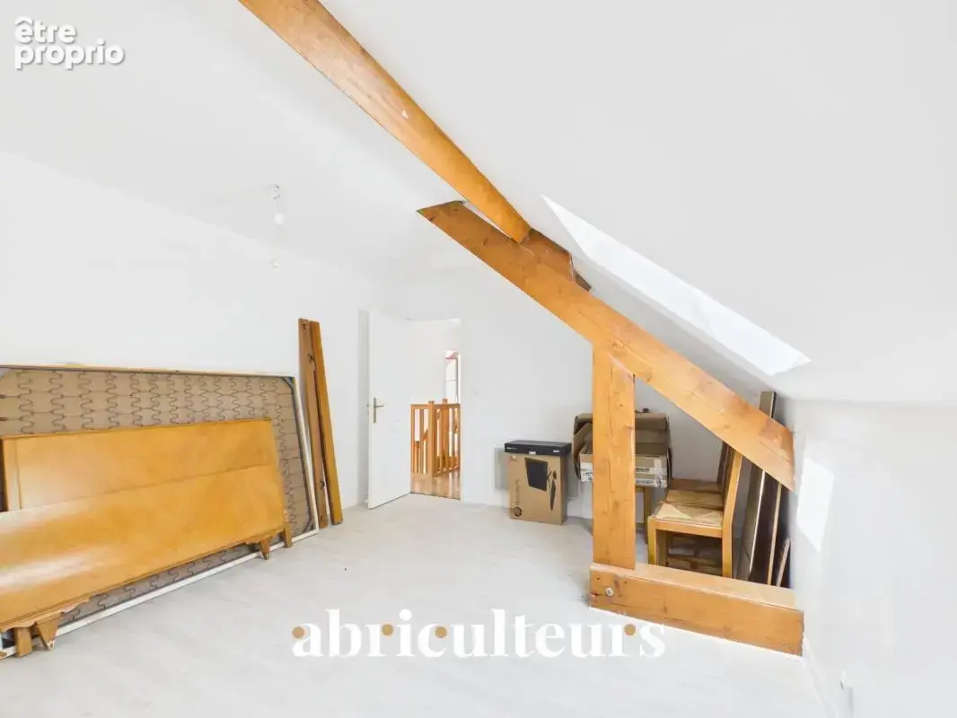 Maison familiale lumineuse avec grand jardin, terrasse et 5 chambres à Saint-Leu-la-Forêt (95320) - photo 16