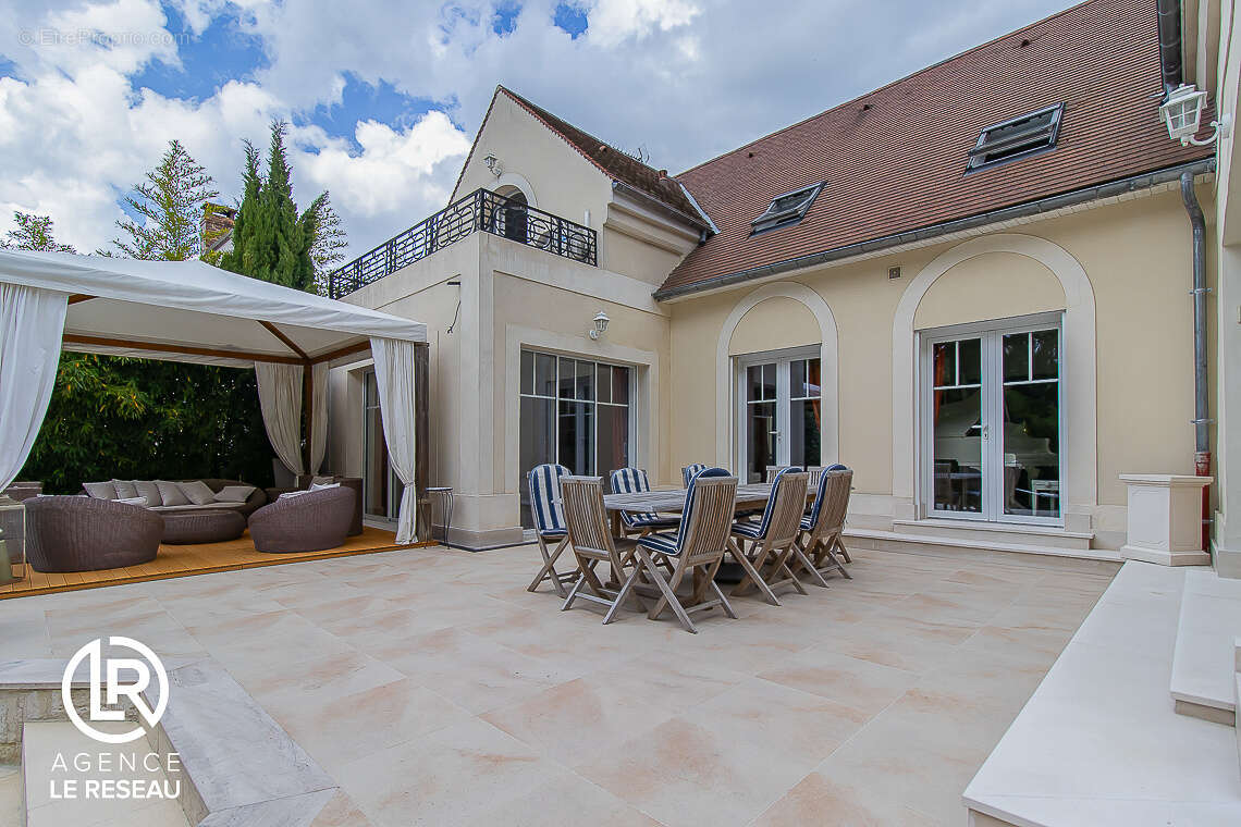 Maison à MONTMORENCY