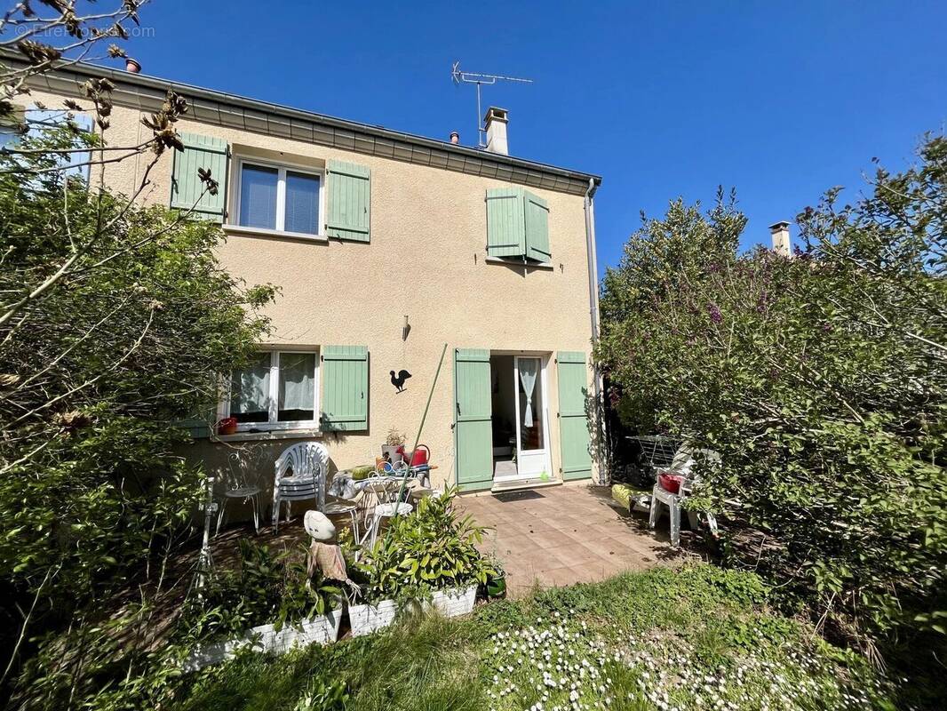 Maison à DOURDAN
