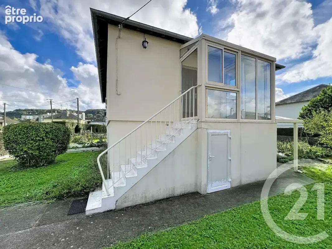 Maison 5 pièces 88 m² à vendre à Pont-Audemer (27500) - photo 2