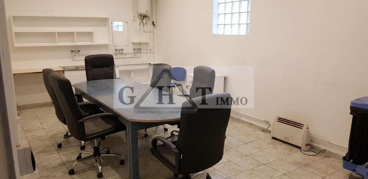 Commerce à POMMEUSE