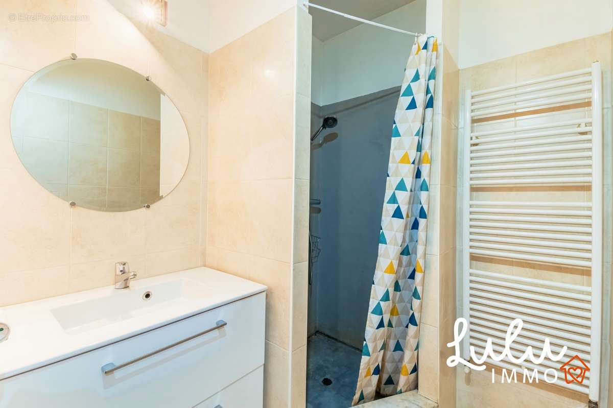 TASSIN-Maison de ville - T5 de 129 m² avec jardin - Hyper-centre - photo 16