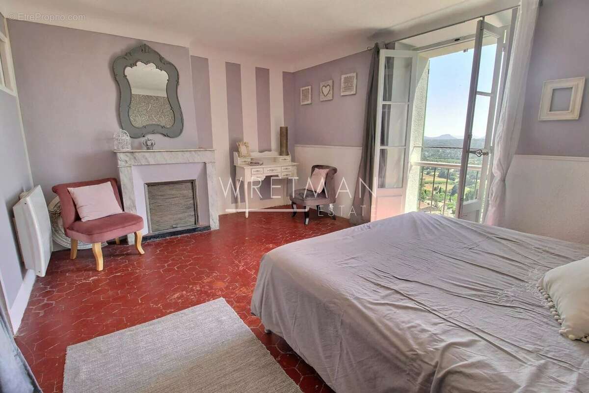 Maison à FAYENCE