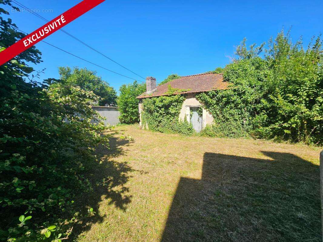 Maison à BRION-PRES-THOUET