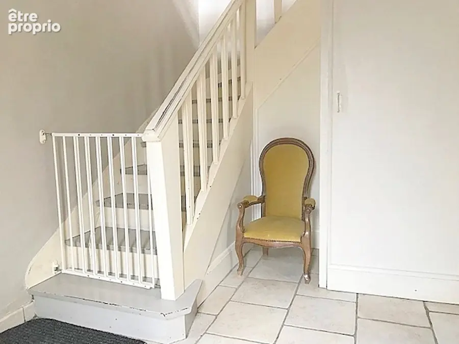 Maison familiale + LOCAL COMMERCIAL libre + dépendances et piscine - photo 2