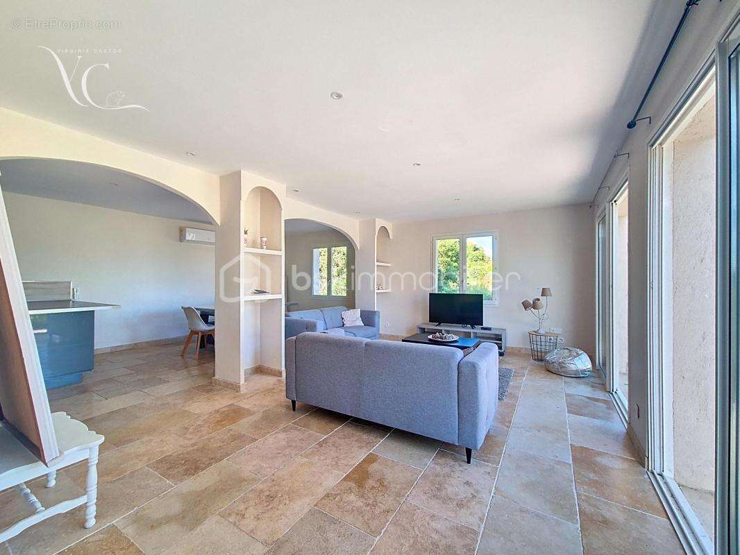 Maison à SAINT-SATURNIN-LES-APT