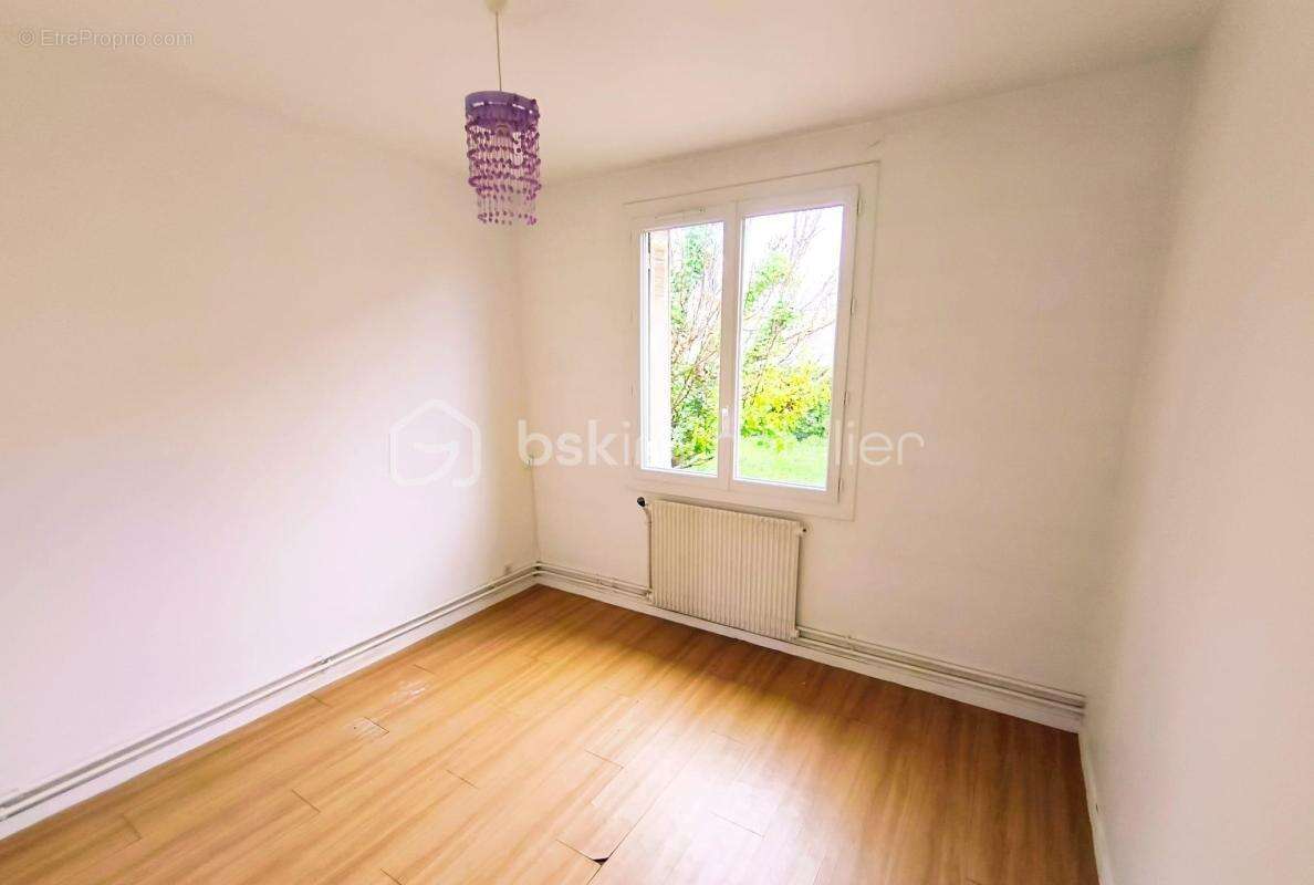 Maison à BUXEROLLES