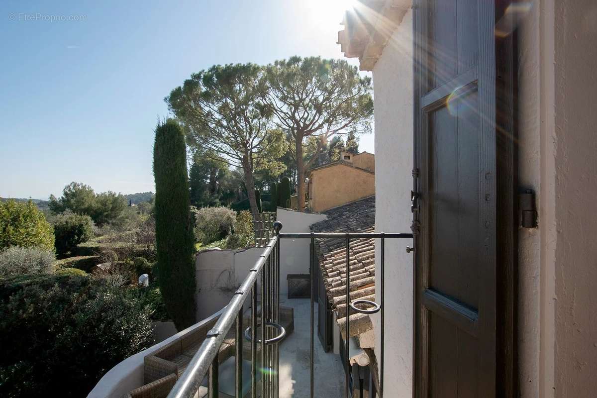 Maison à MOUANS-SARTOUX