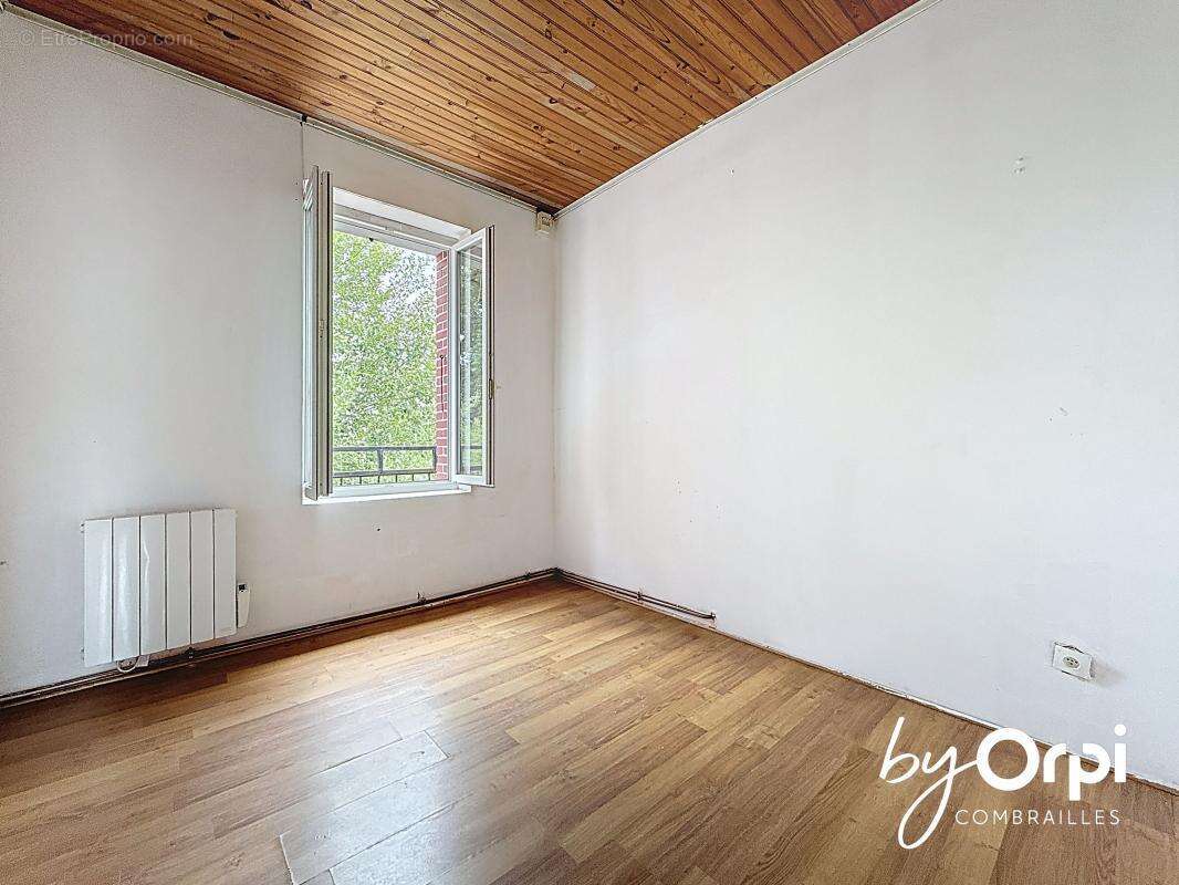 Appartement à SAINT-ELOY-LES-MINES