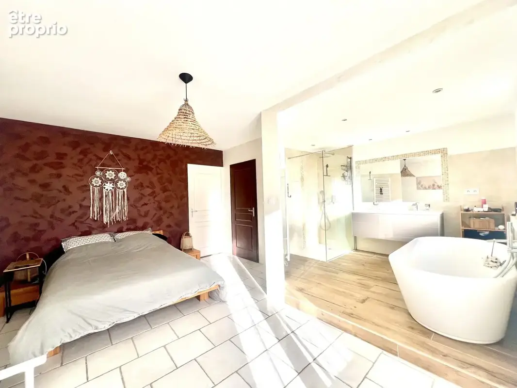 Maison 226 m² à Plaisance  - photo 9
