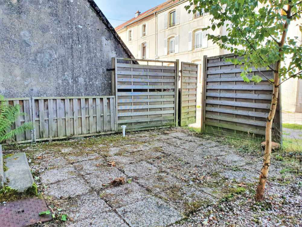 Appartement à BRUYERES