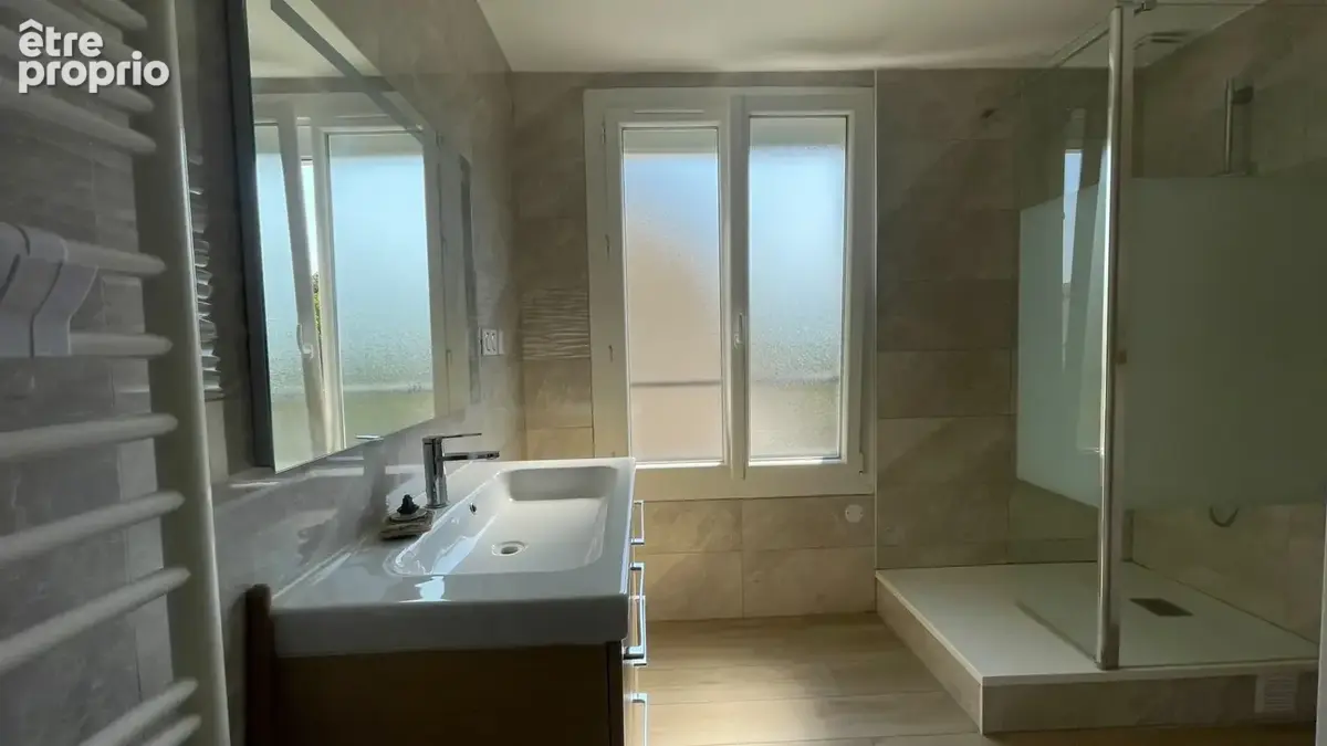 Maison familiale 140 m² – 6 chambres – 2 suites parentales – jardin – garage – plaisir - photo 10